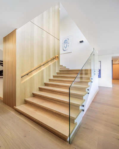 Glass Railing Installer in Oakville