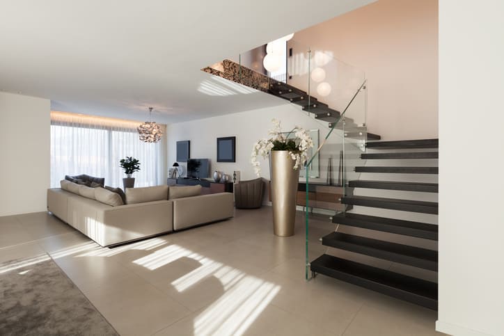 Sleek glass railing with stainless steel fittings in Erin Mills, Mississauga property