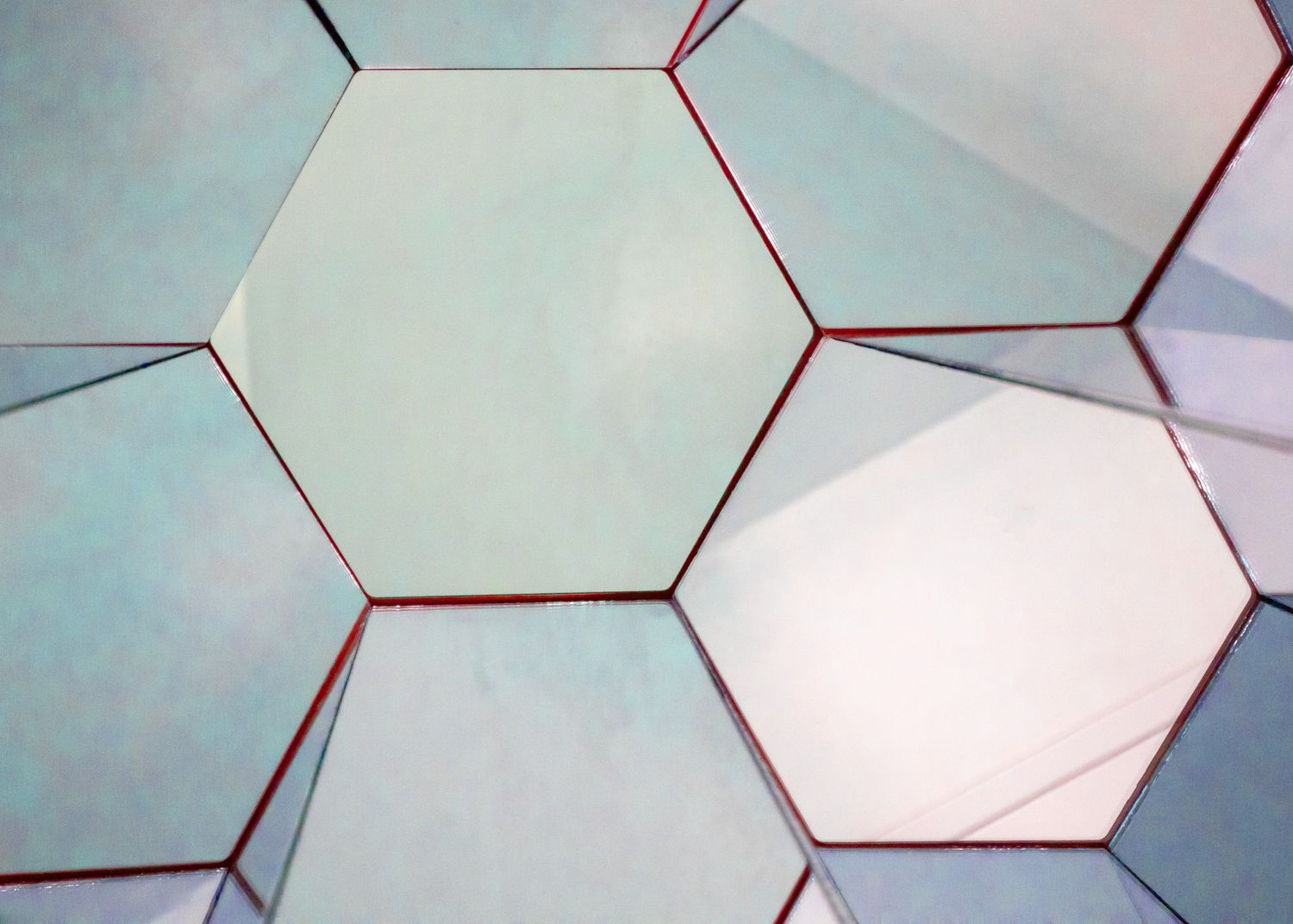 Custom Mirror Installer in Uxbridge<br />
