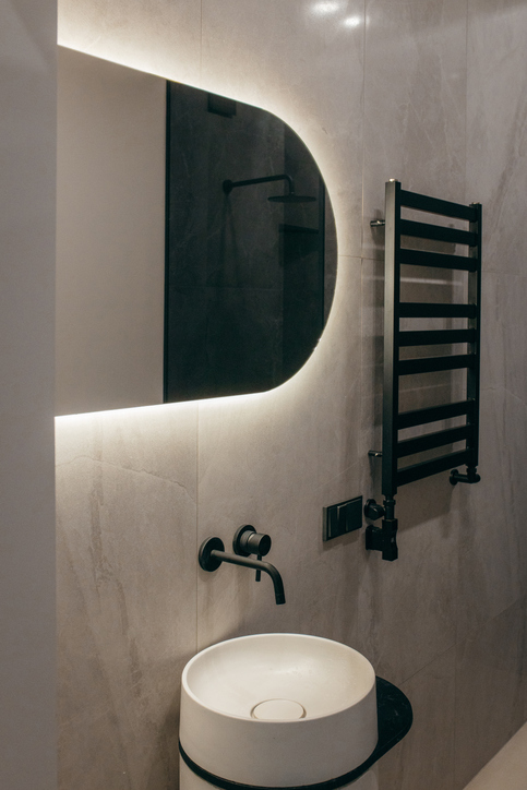 Custom Mirror Manufacturer in Aurora