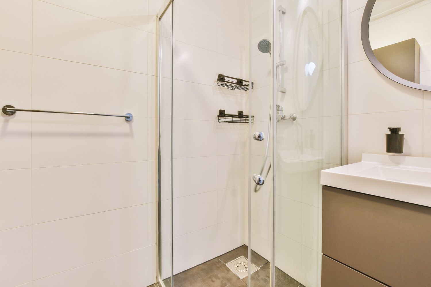 Shower Doors Installation in Halton Hills