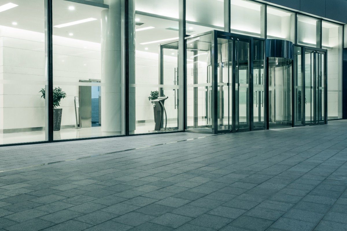 Glass Storefront Installer in Burlington