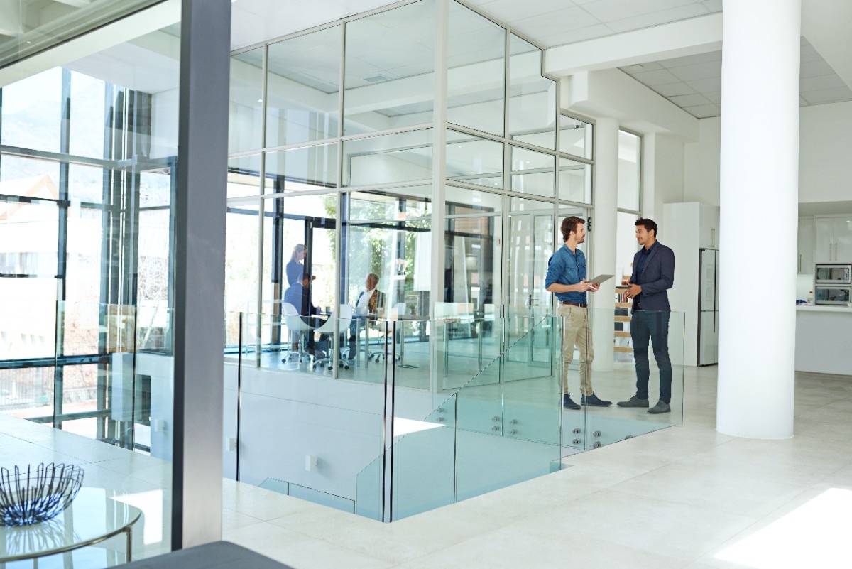Glass Storefronts in Richmond Hill<br />
