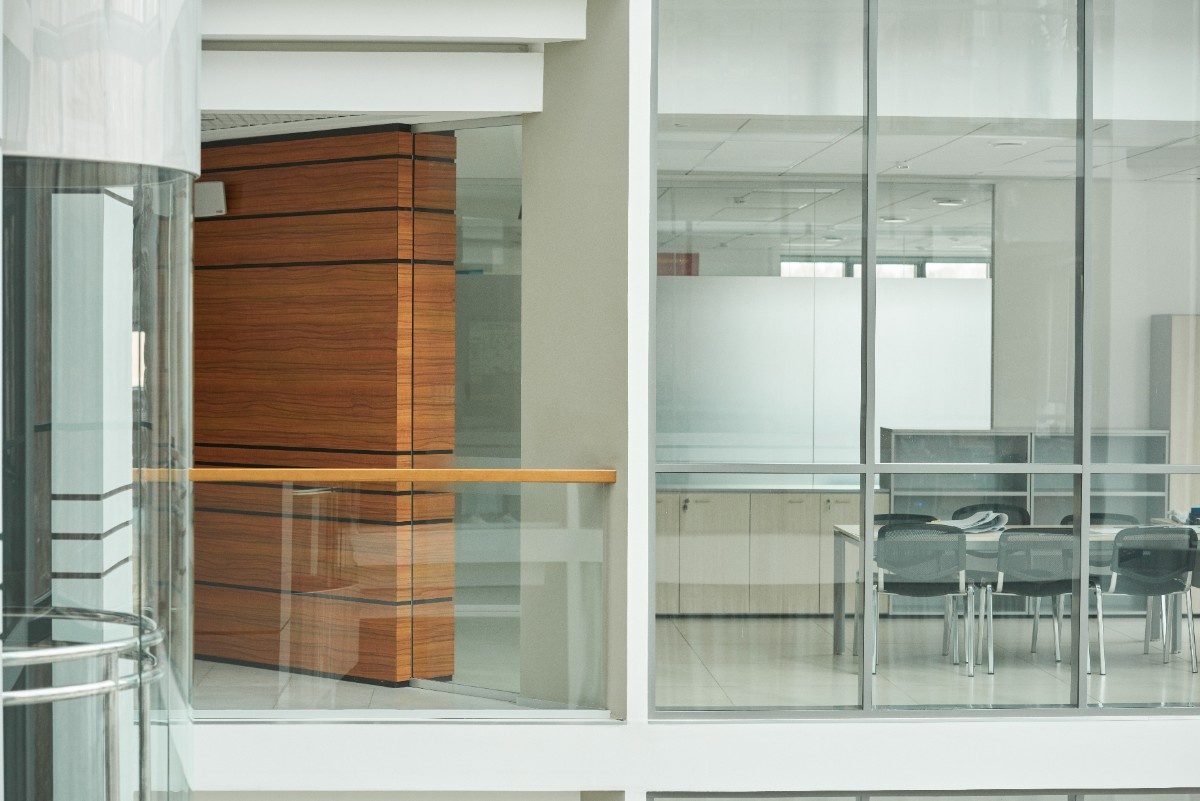 Glass Wall in Milton<br />
