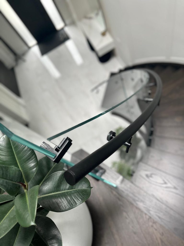 Bonafide Glass Curved Railings five