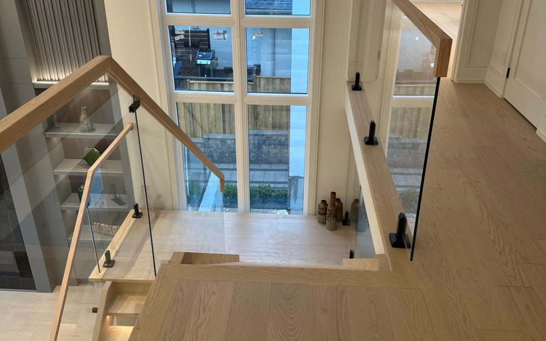 Designing Glass Railings Around Landings and Split-Level Stairs