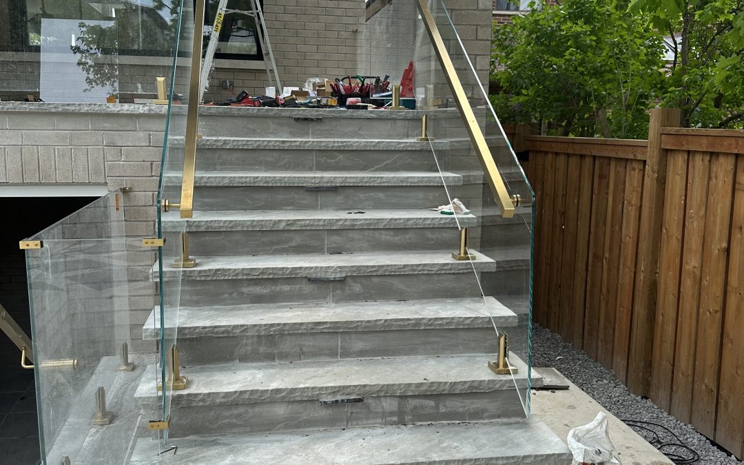 Modern glass railings for stairs