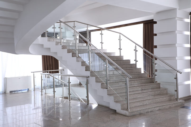 Clear, Tinted, or Frosted Glass Railings: Choosing the Right Look