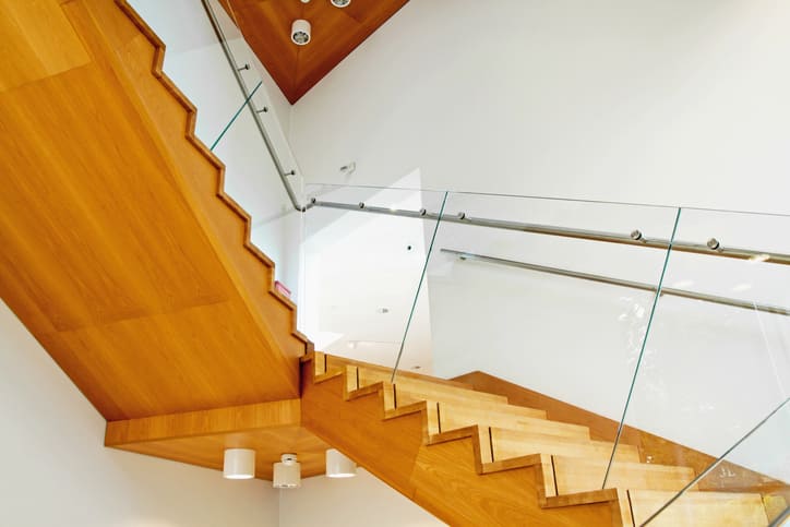 Glass Railing Installer in Guelph