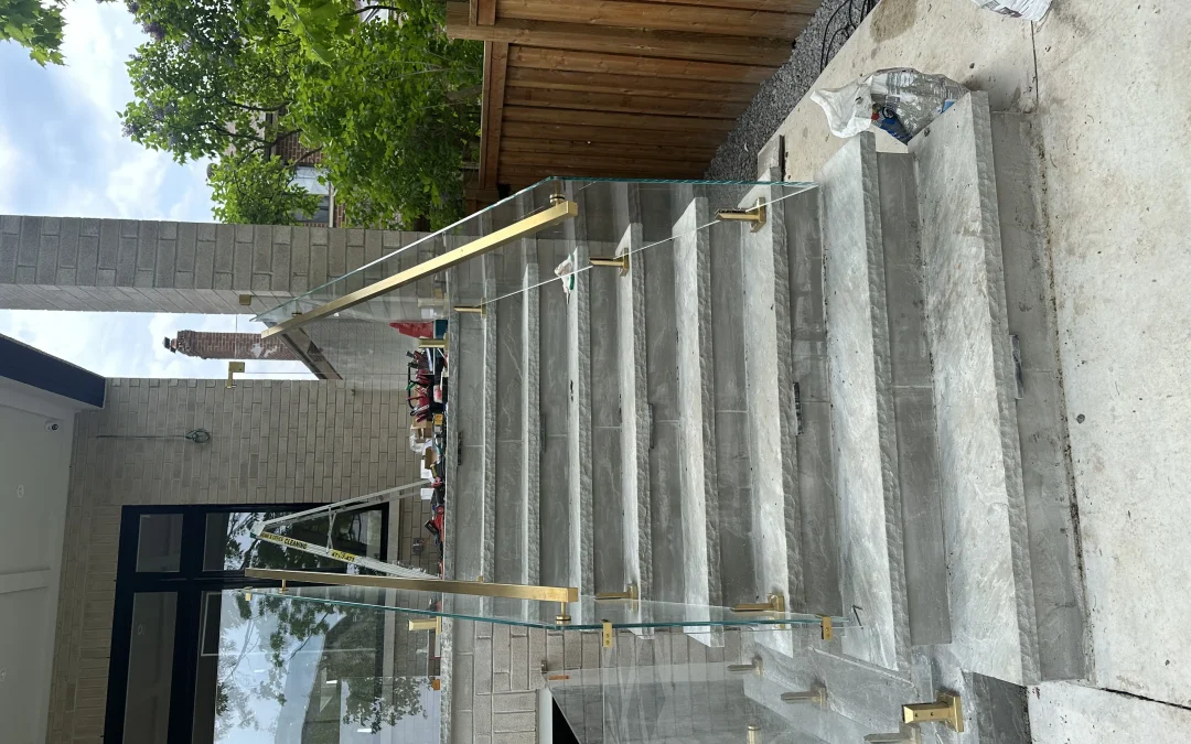 Glass Railing Sightlines: Posts, Channels, and Frameless Options